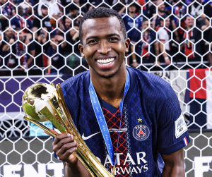 ¡Estás loco, Pachito! Willian Pacho habló de su momento con el PSG tras ganar la Intercontinental