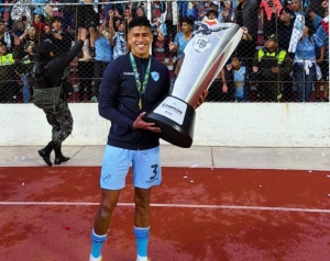 Grito glorioso en Bolivia: Xavier Arreaga y Christian Alemán, campeones del Torneo de Verano con Bolívar