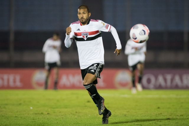 Joao Rojas 3