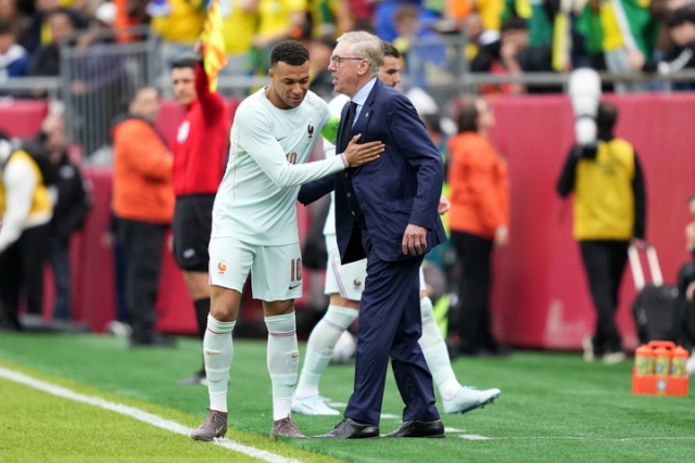 Carlo Ancelotti-Brasil-Francia-amistoso internacional-2026