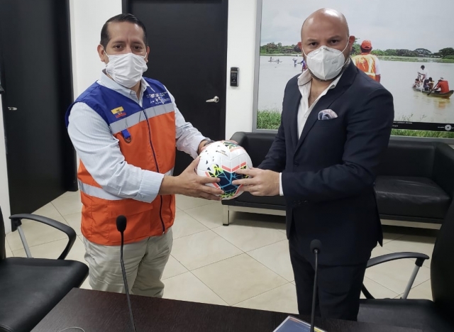 Miguel Angel Loor 11