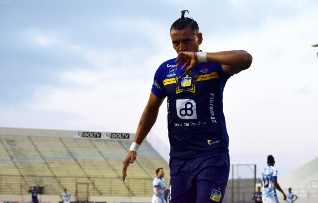 Carlos Garcés 4