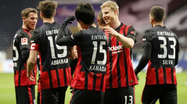 Eintracht Frankfurt 3