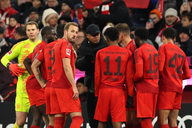 Vincent Kompany-Bayern Munich-Augsburg-bundesliga-2024