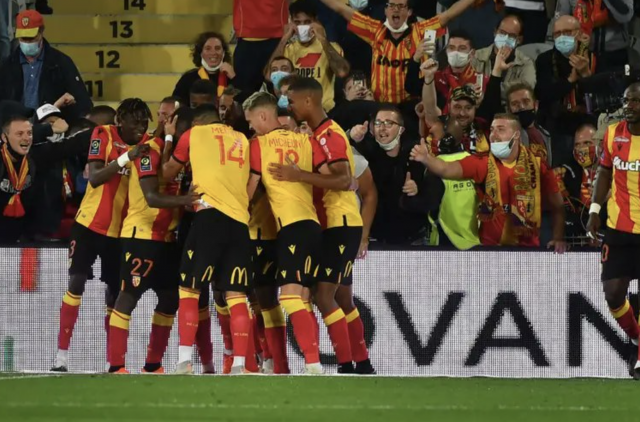 Lens