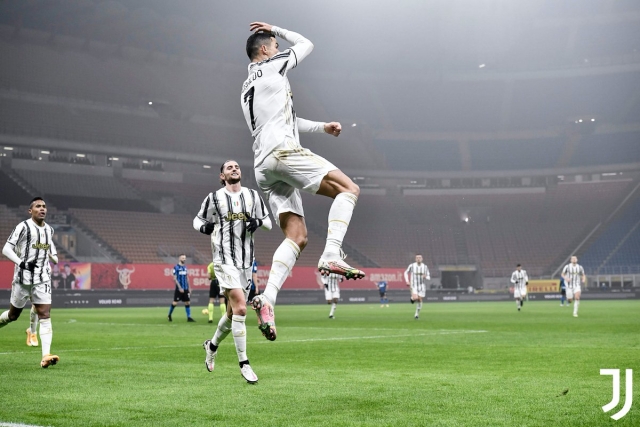 Cristiano Ronaldo 6