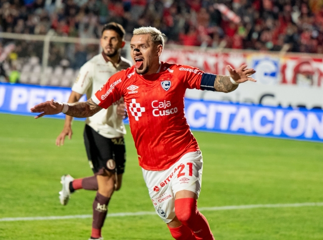 Carlos Garcés 12
