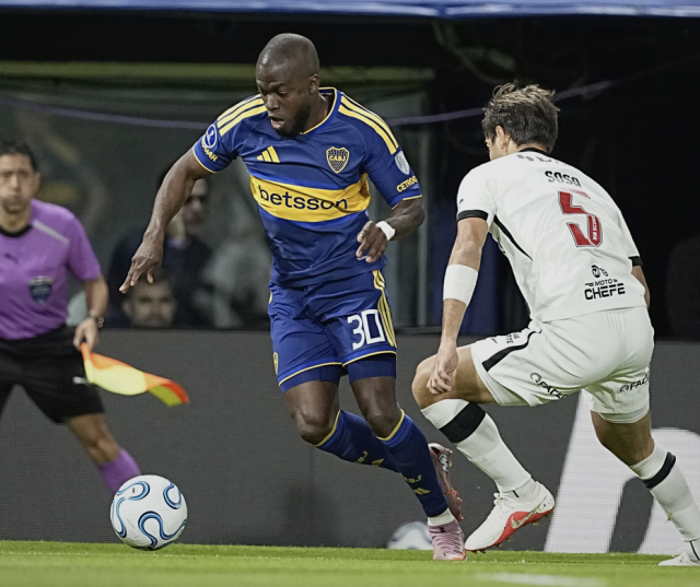 Enner Valencia 16