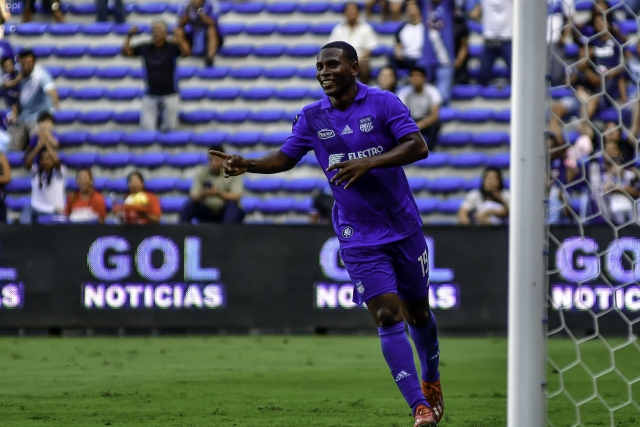 Brayan Angulo 8