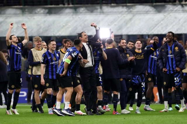 Simone Inzaghi-Inter-Barcelona-Champions League-2025