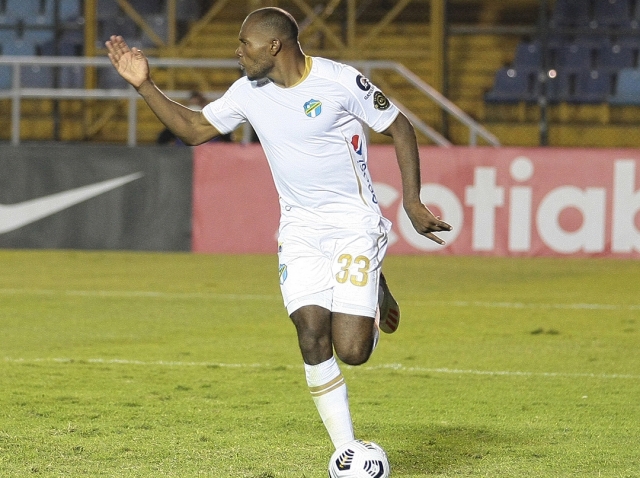 Juan Anangonó 10