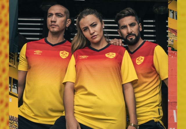 Camiseta Aucas