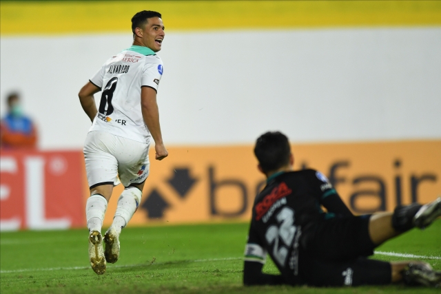 Alexander Alvarado 9