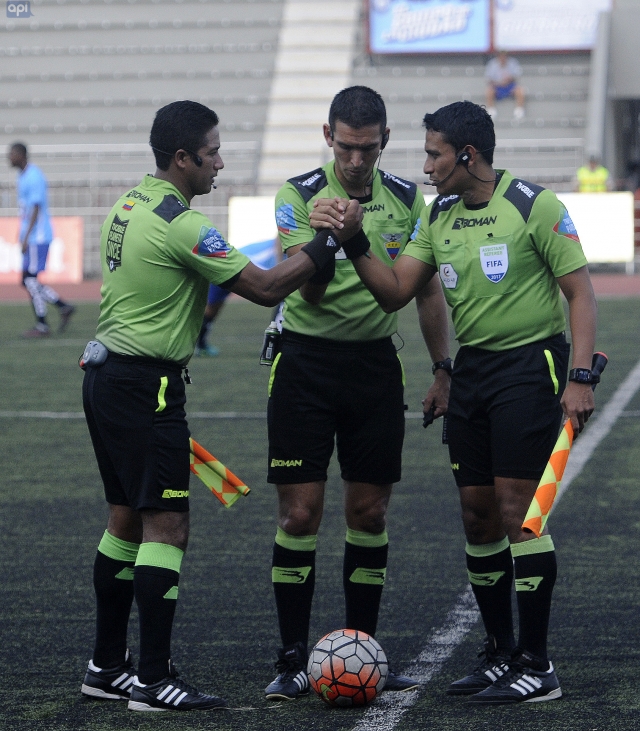 arbitros 14