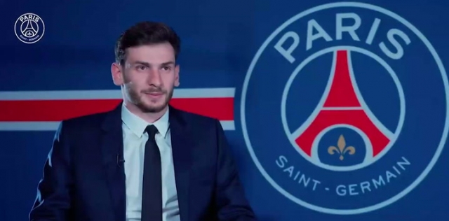 Khvicha Kvaratskhelia-PSG