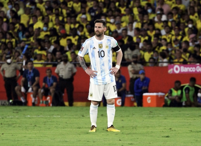 Lionel Messi 9