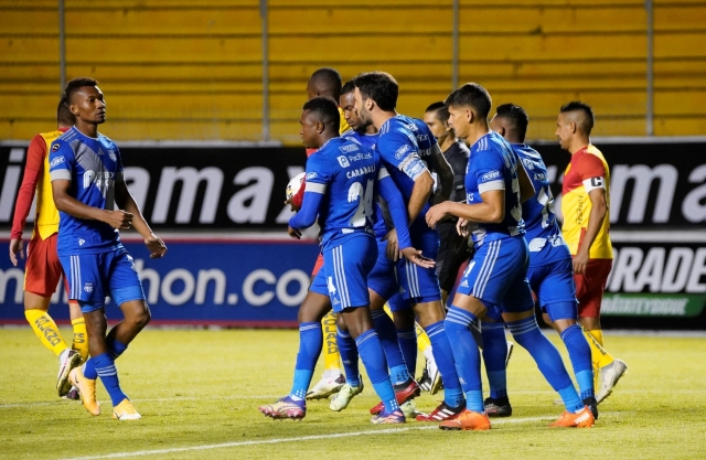 Emelec 4