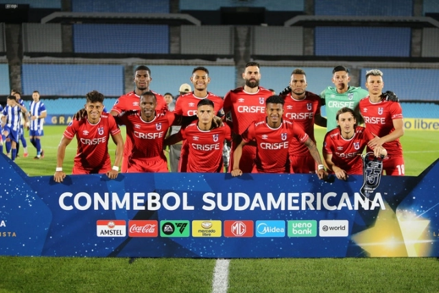 Cerro Largo-Universidad Catolica-Copa Sudamericana-2025
