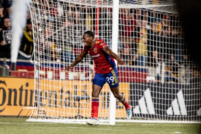 Anderson Julio 4