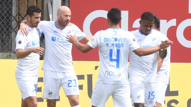 U Catolica 4