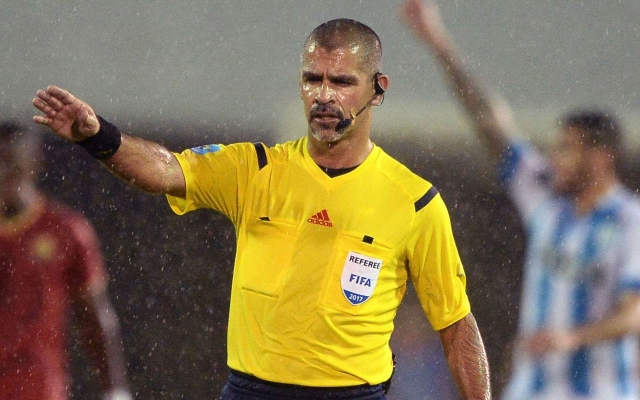 arbitro Eber Aquino
