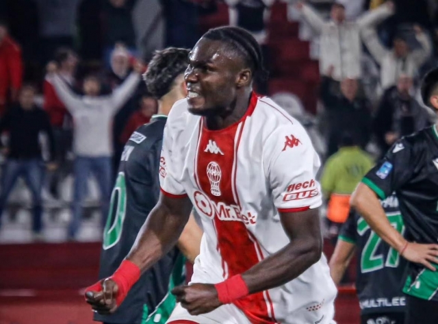 Jordy Caicedo 16