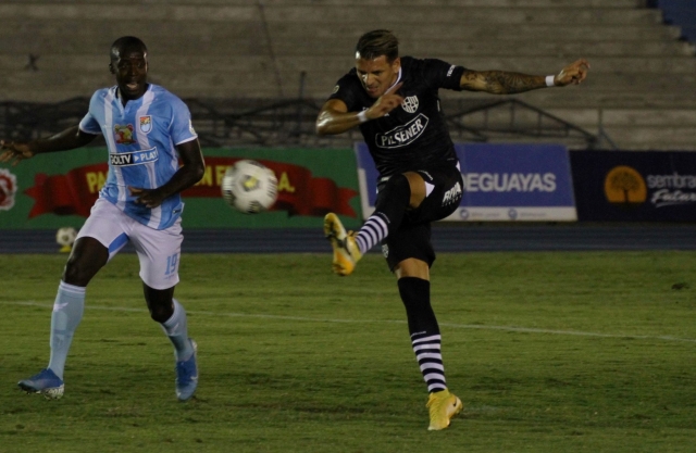 Carlos Garces 7