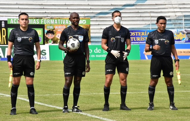 Arbitros 9