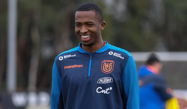William Pacho sel