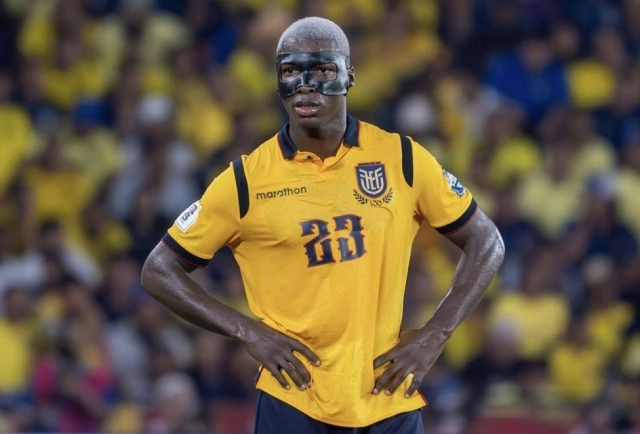 Moises Caicedo Sel 38