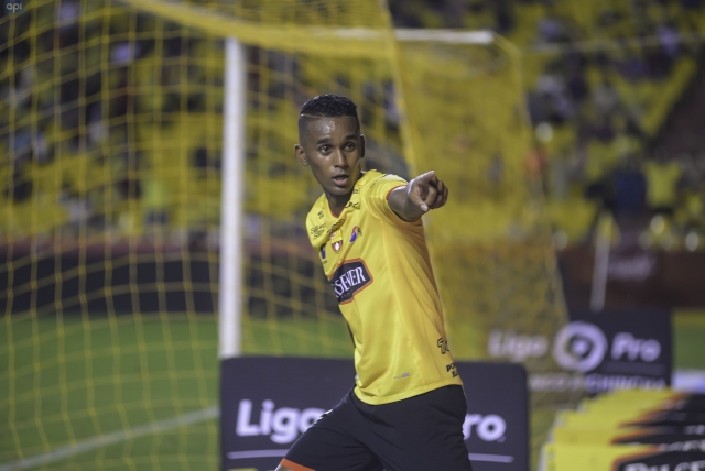 Fidel Martinez 8