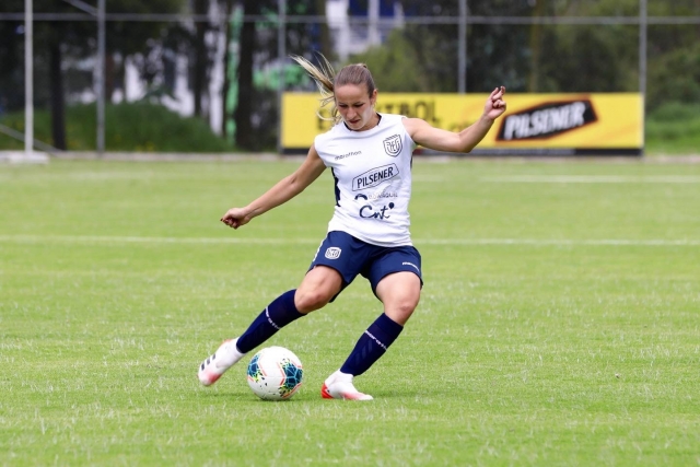 Marthina Aguirre 2