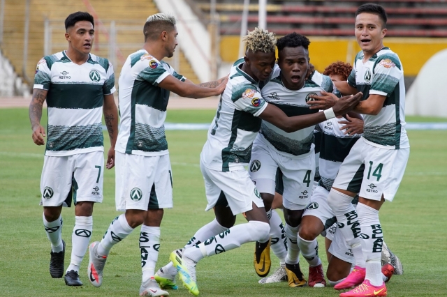 America Quito 6