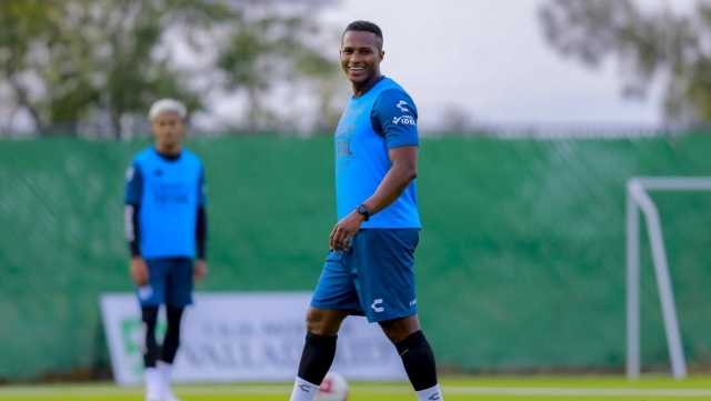 Antonio Valencia 5