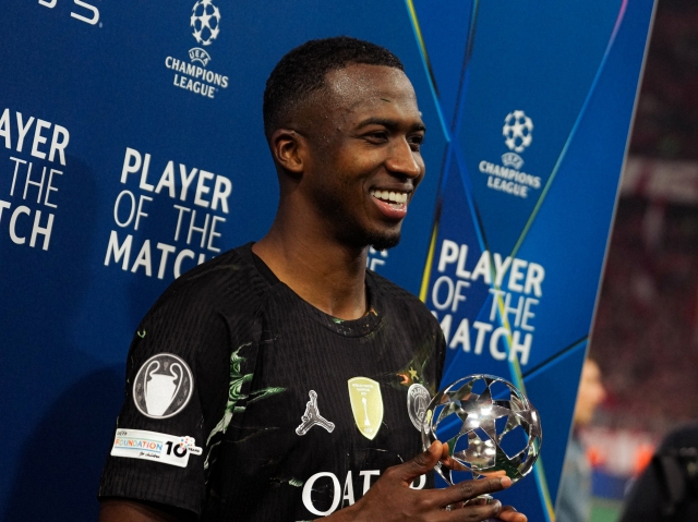 William Pacho 23