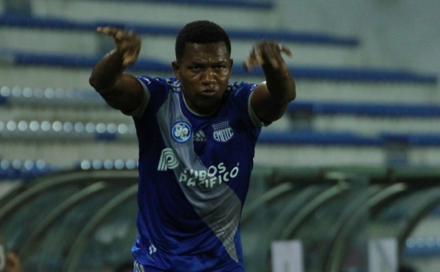 Romario Caicedo