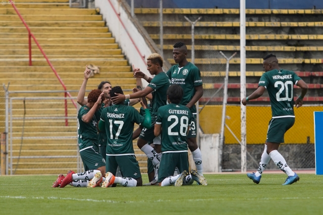 America Quito 4