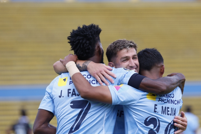 U Catolica 13