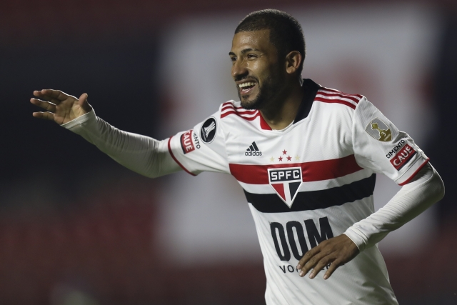Joao Rojas 5