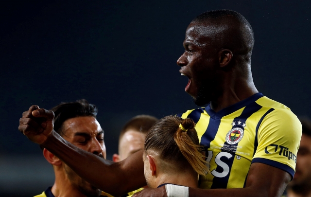 Enner Valencia 19