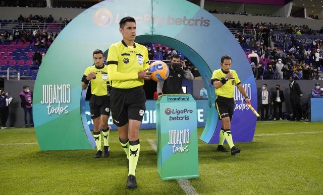 Arbitros 9