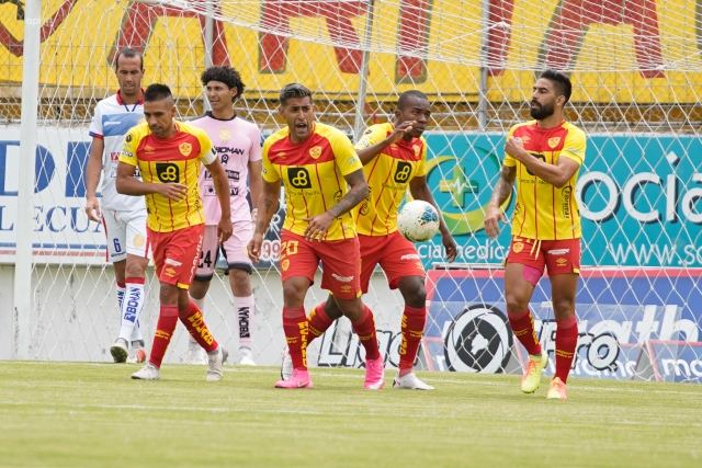 Aucas 9