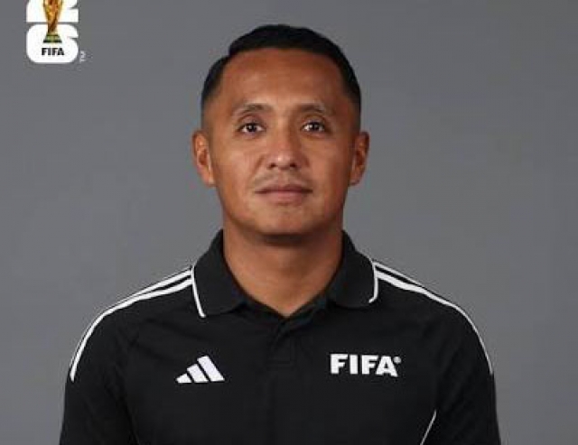 Arbitro Ivan Barton