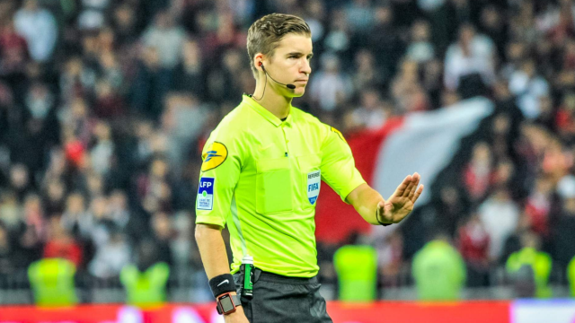 arbitro Francois Letexier