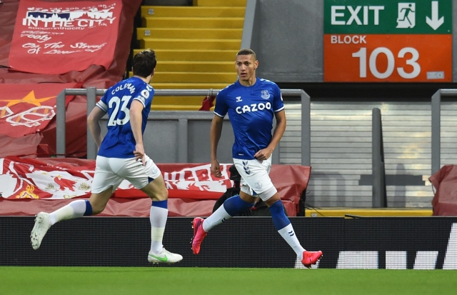 Everton 3