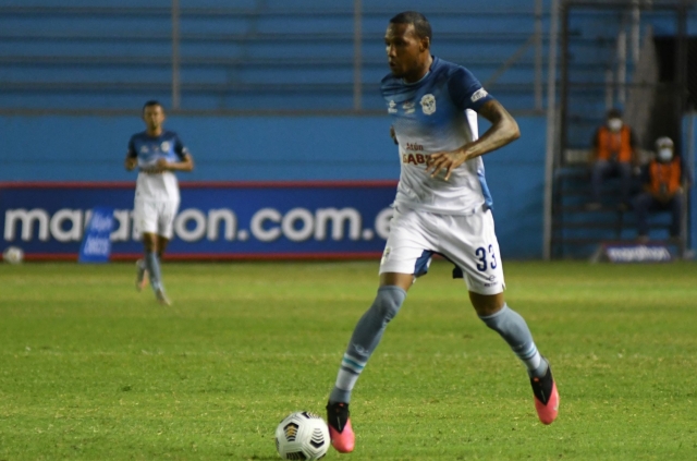 Vinicio Angulo 3
