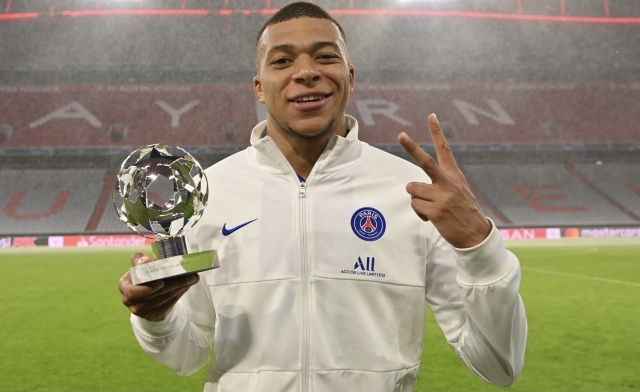 Kylian Mbappe 9