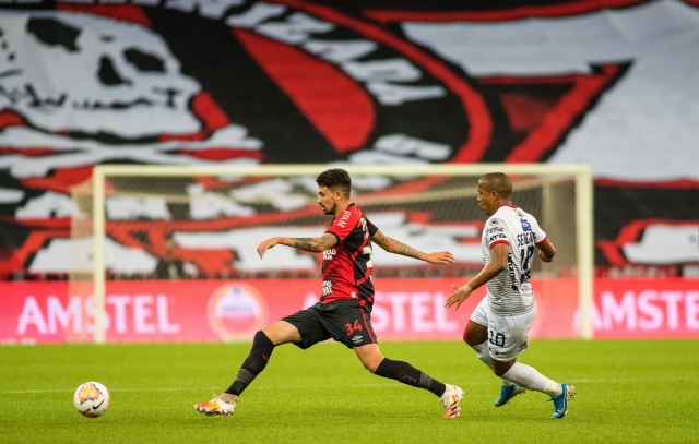 Atletico Paranaense 2