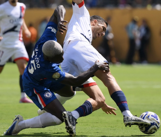 Moises Caicedo 3