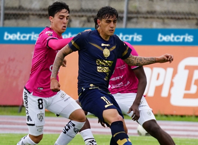 Jose Andrade 3
